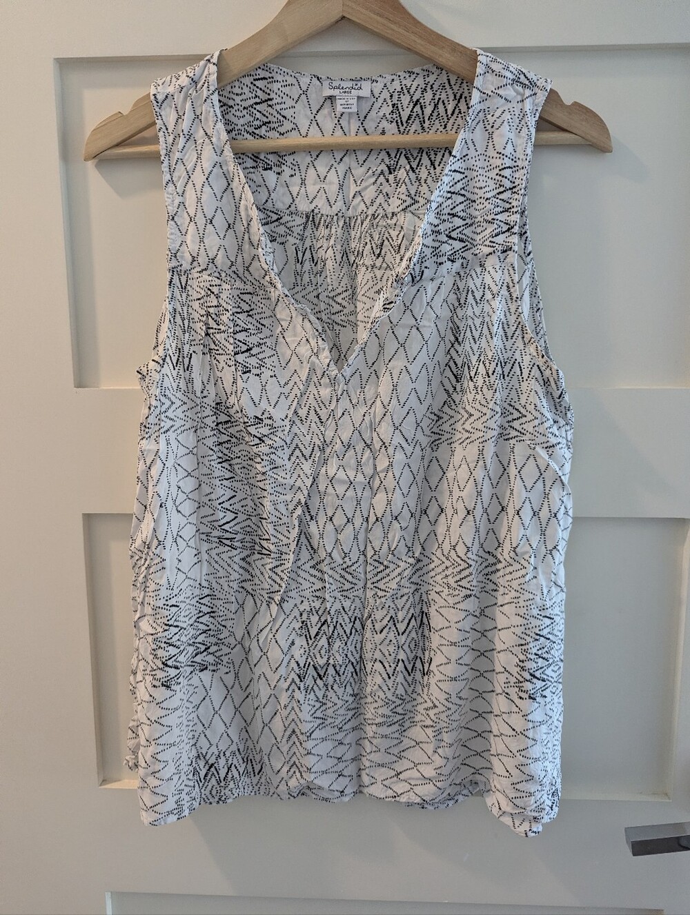 Splendid White & Black Patterned Sleeveless Top